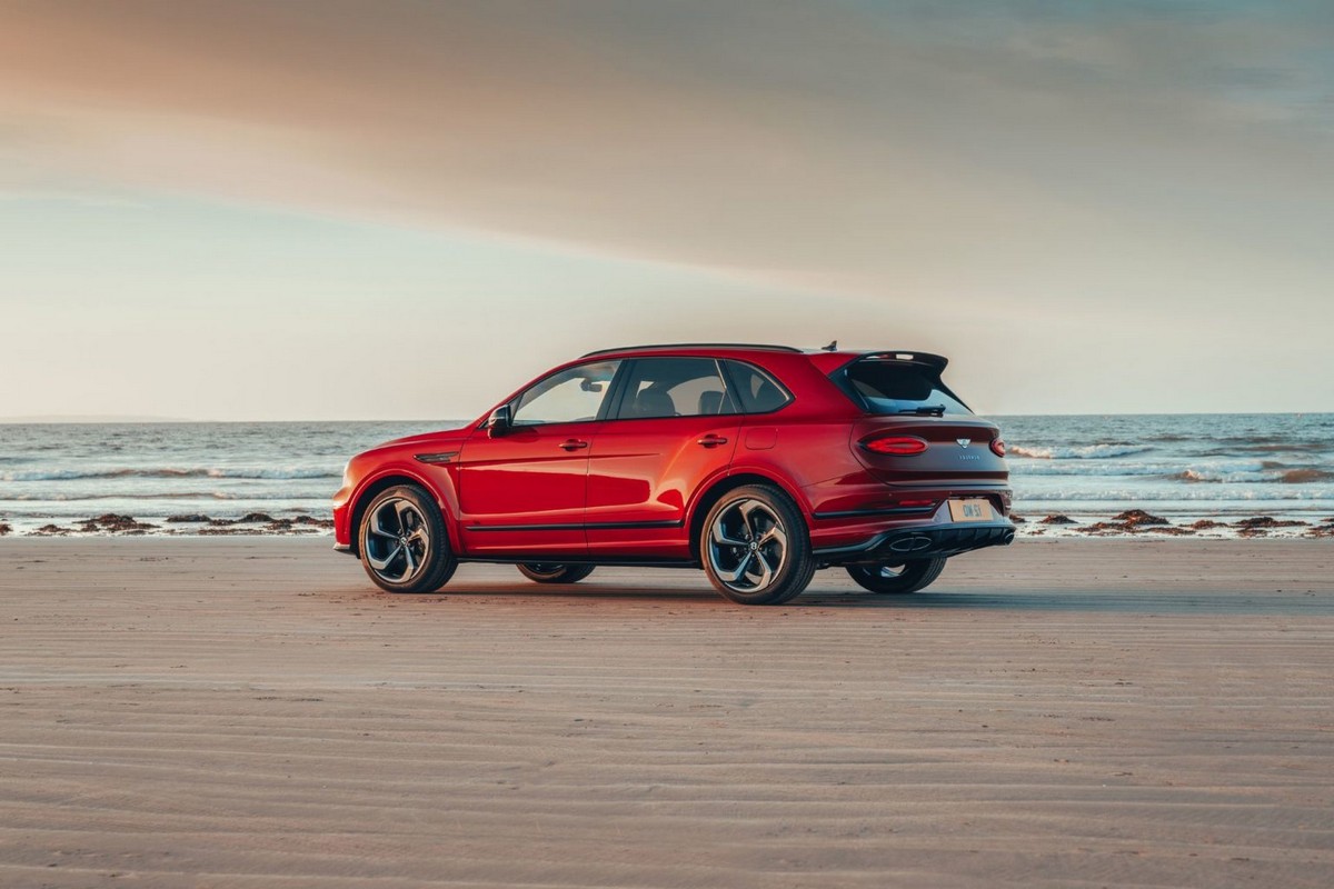 Audi rs3 sedán 2021, fotos espía frontales en nieve